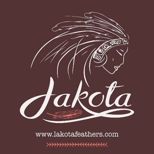 Welcome to Lakota Feathers, where you will find an amazing and unique Feather Hair Extensions and a beautiful Accessories for your style.