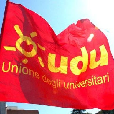 Sezione napoletana dell' @udu_sind. Da oltre 20 anni ci battiamo per i diritti degli studenti napoletani e per un'università più libera ed eguale.