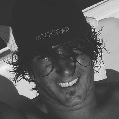 Pepewake's profile picture. 