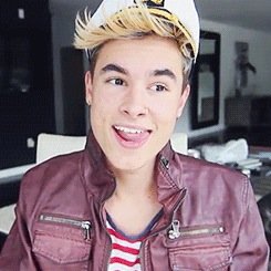 I JUST GAVE YOU A FREE FOLLOW PLEASE RT THIS LINK THATS ALL I WANT NOTHING ELSE