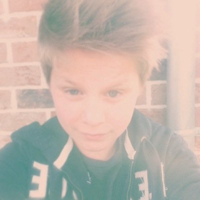 PaaulDvs's profile picture. | Snap : paul.bassement | Zelie.❤️ | Emma la meill❤️ | #TeamOL Alexandre Lacazette,Clement Grenier,Nabil Fekir,Farès Bahlouli.