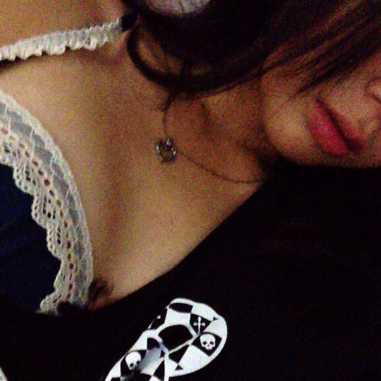 リクエストがあれば身体晒すよ♡ DM受け付けません…♡ふぉろーまってる♡