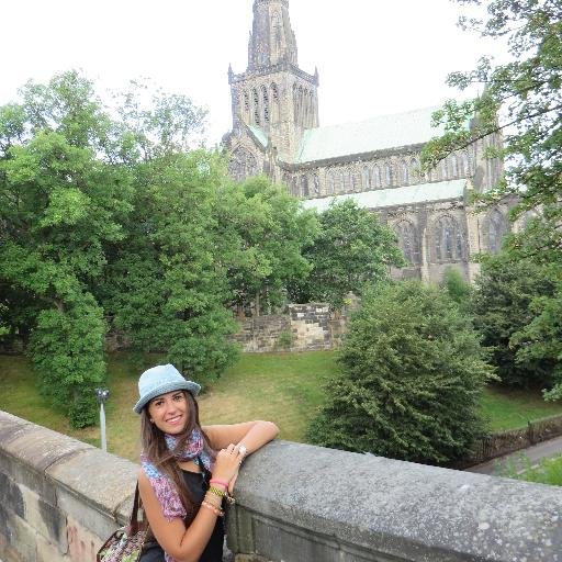 maripeque7's profile picture. Days go by.                                                                                            Estudiante de medicina.