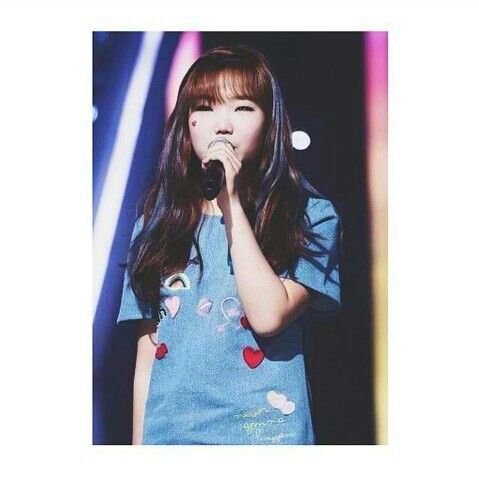 the adik of akdong musician.