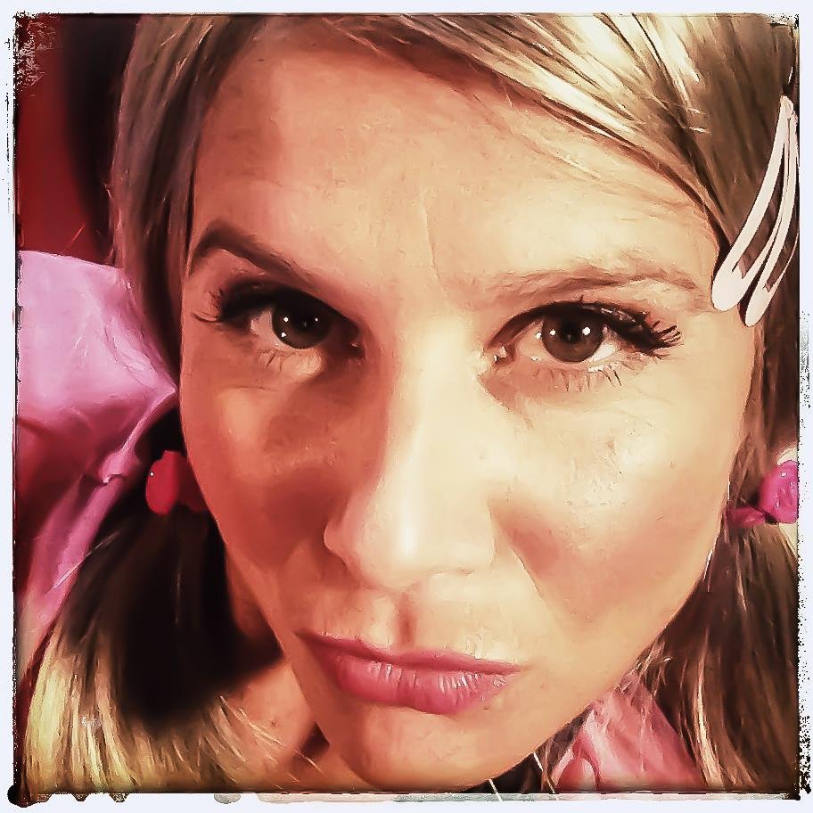 tatianakeuh's profile picture. 