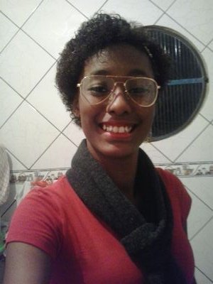 Sou carinhosa com quem merece meu carinho!!