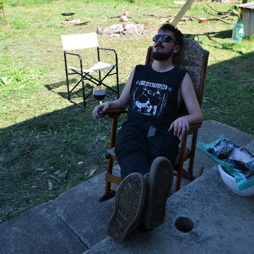 miezXIV_ovDrone's profile picture. Lover of gin and the waxing moon. Demolisher of passive aggression. Currently studying Biophysics and awaiting the winter solstice. Miez over the world.