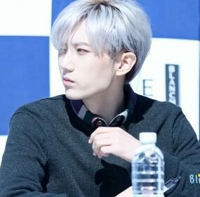 Distopia_JHS's profile picture. W.암더족허 Distopia 장현승 (32) ; 팬 애칭 - 뽀또 ; 140731~ing.