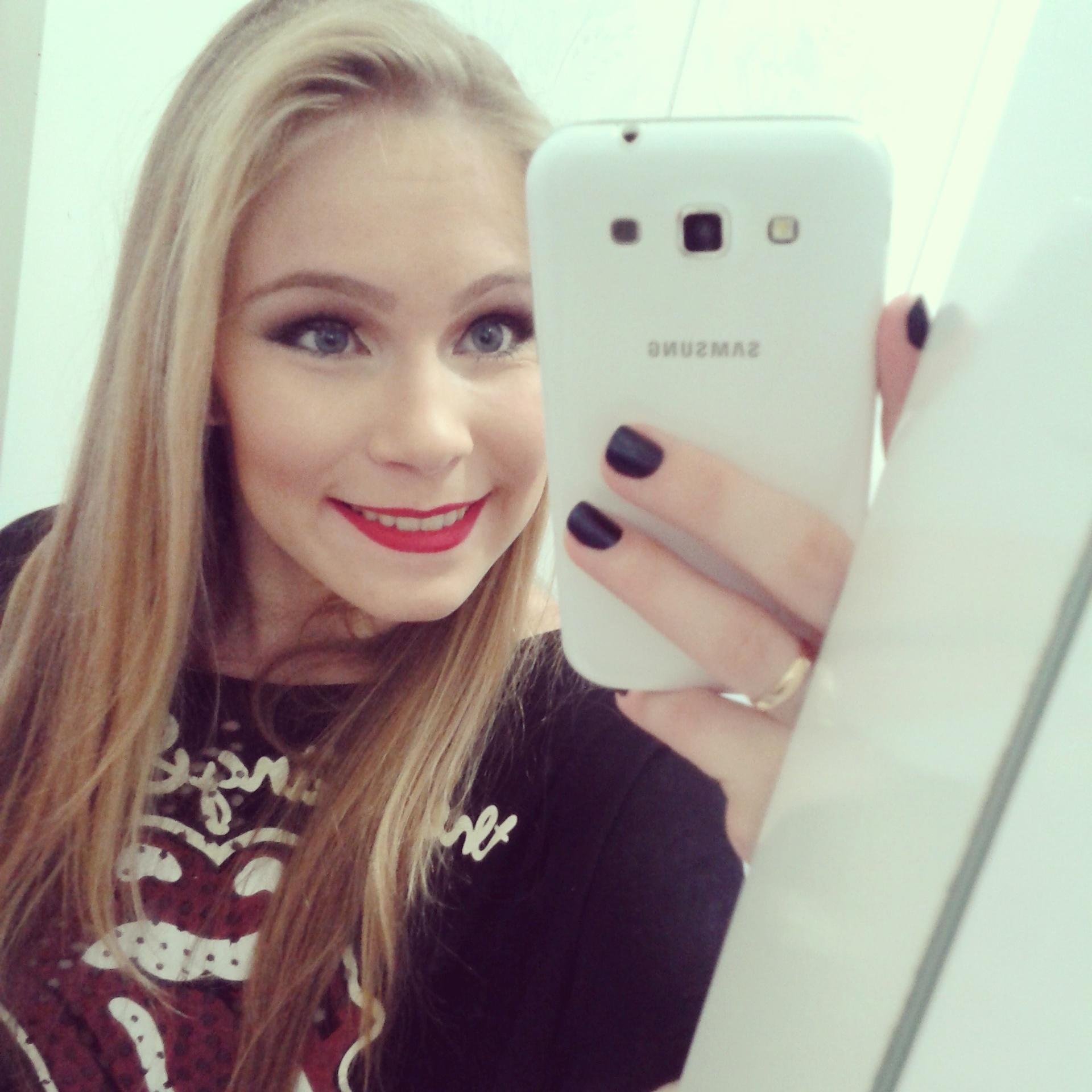 17, libriana, gaúcha                                                            Instagram mih_stefanii
Snap michele-stefani