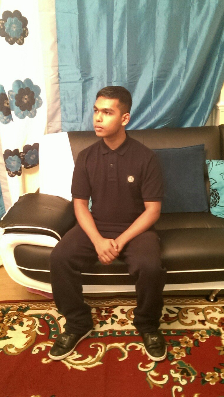 itzShxz's profile picture. 