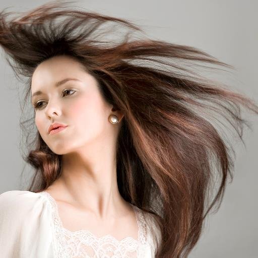 Situated in the heart of Edinburgh, Angus Gordon Hairdressing was established in 1977.