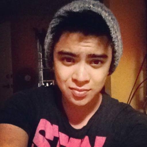 gelogonz's profile picture. US NAVY
 https://t.co/nuzv7bmim9  Instagram: gelogonz