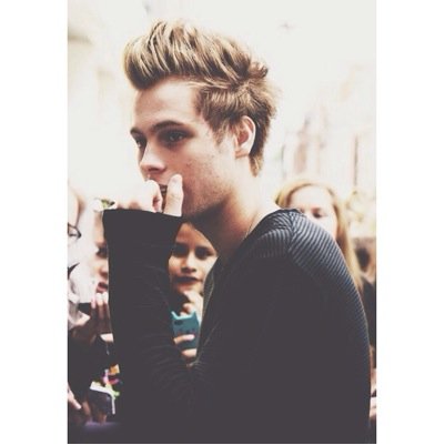 Free follow, please follow @cliffordnxrry