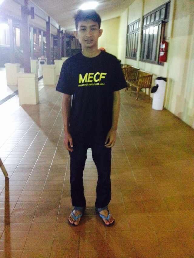 Hi ayie here 18 klangg :) Who wanna be my friend, just follow and i follow back :) #TeamStyle