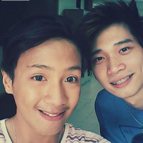 Hello :)I'm Ding.
I ♥ God,My-Self and Friends.
I hope u like me!
♥ u all i.Am_Ding.02
