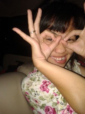 Allah with me, keep strong not alone because Allah in here (in my heart) :*