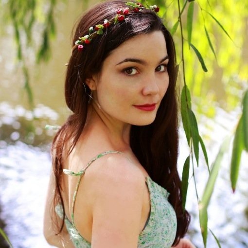 Actress/ Filmmaker/ Vegan for the animals
