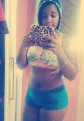me segui no Instagran q eu sigo se volta Iaepequenajhanny