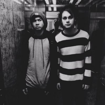 oofmichael's profile picture. follow @oofcalum she follows back
