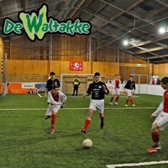 Voetbal-Inside bij De Waltakke, indoor soccer, voetgolf, bubble bal, jeugdkampen, buiten veld en nog veel meer outdoor activiteiten