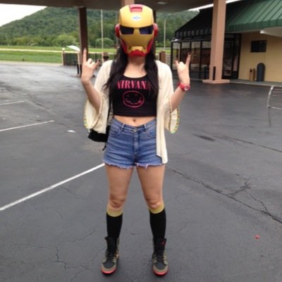 CharlieeeeBRAIN's profile picture. 