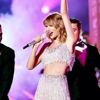 Swiftie! love you Taylor