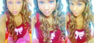 Salut c'est Olivia Zeline Officiel.  Welcome to my world #bisounours