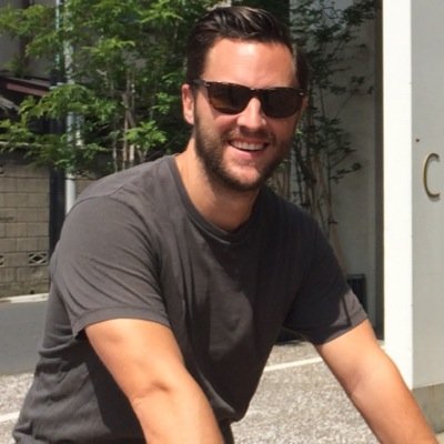 Husband, foodie, entrepreneur, closet tech lover, golf lover, Christ follower, wine/sake/beer/bourbon/Japanese food enthusiast, and lover of Nashville.