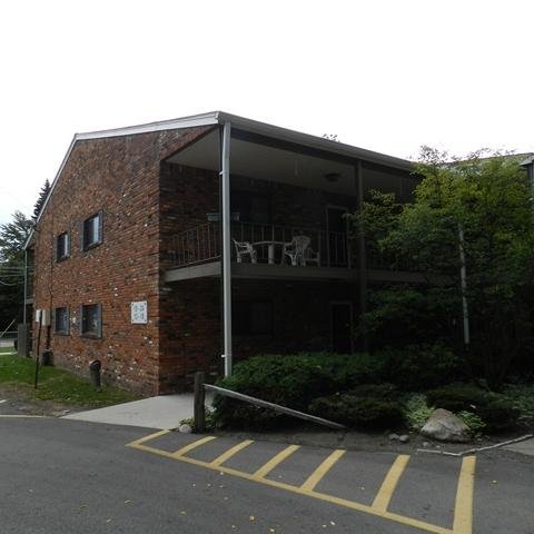 1 & 2 Bedroom Apartment Homes