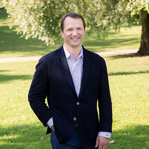 Chairman & CEO, Frontline Broadband. Board director to scale-ups. Papa to Arnaud, Aurélie + Clémentine.