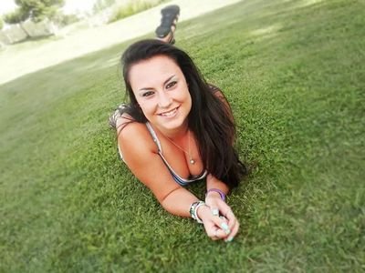 un egoista es una persona que piensa mas en si mismo que en Mi