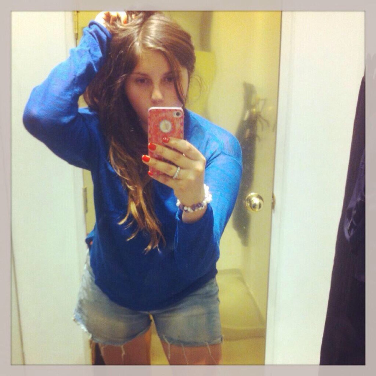 anamaricoss's profile picture. Administradora en Proceso. Amante de la moda y el helado de vainilla