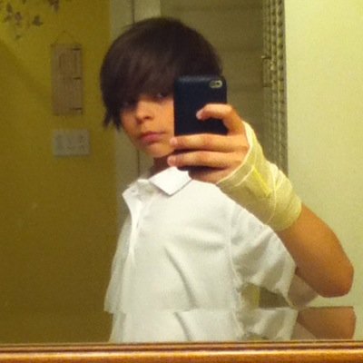 I would apprieciate it if you follow me my goal is 500 followers my other account was banned and this is my new account i would love the support thanks