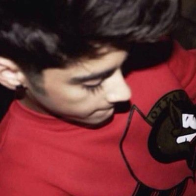ask for a follow back on @raybanzouis
