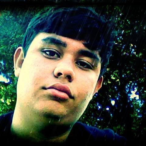 Like a Skyscraper! Leonino,18,sonhador!!! P.S_ I'm CRAZY,CRAZY !