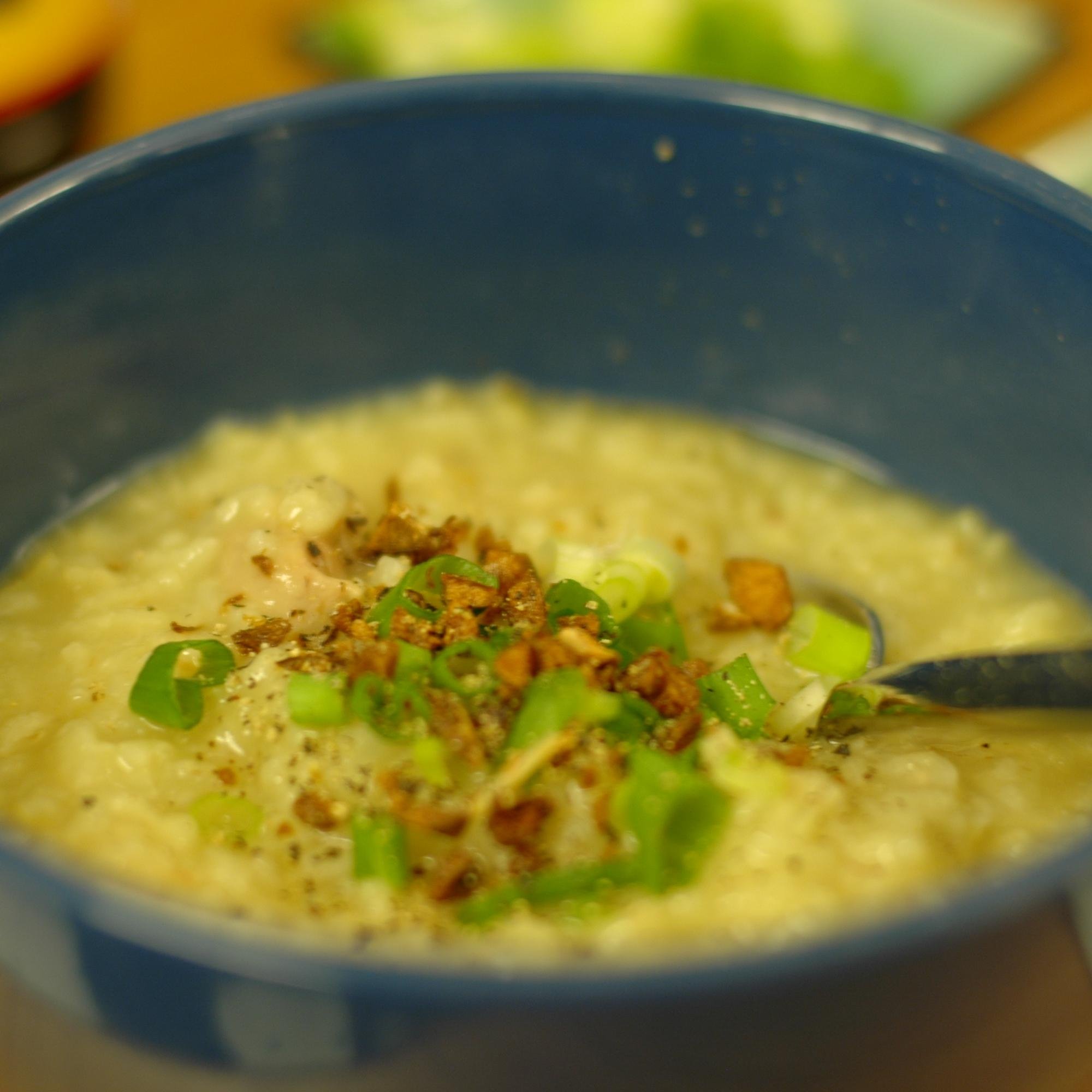 Simple Dinner Ideas is a a site to share wonderful ideas about ways to create quick dinners for working families. Whether you are a mother or a father it takes