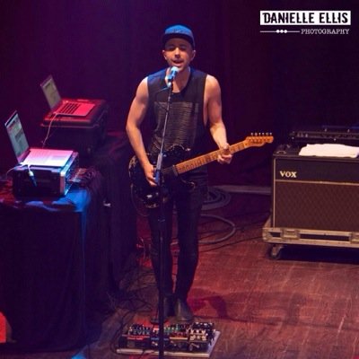 Fan page dedicated to the talented and amazing @adamrossmusic because he's perfect. #TeamAdam