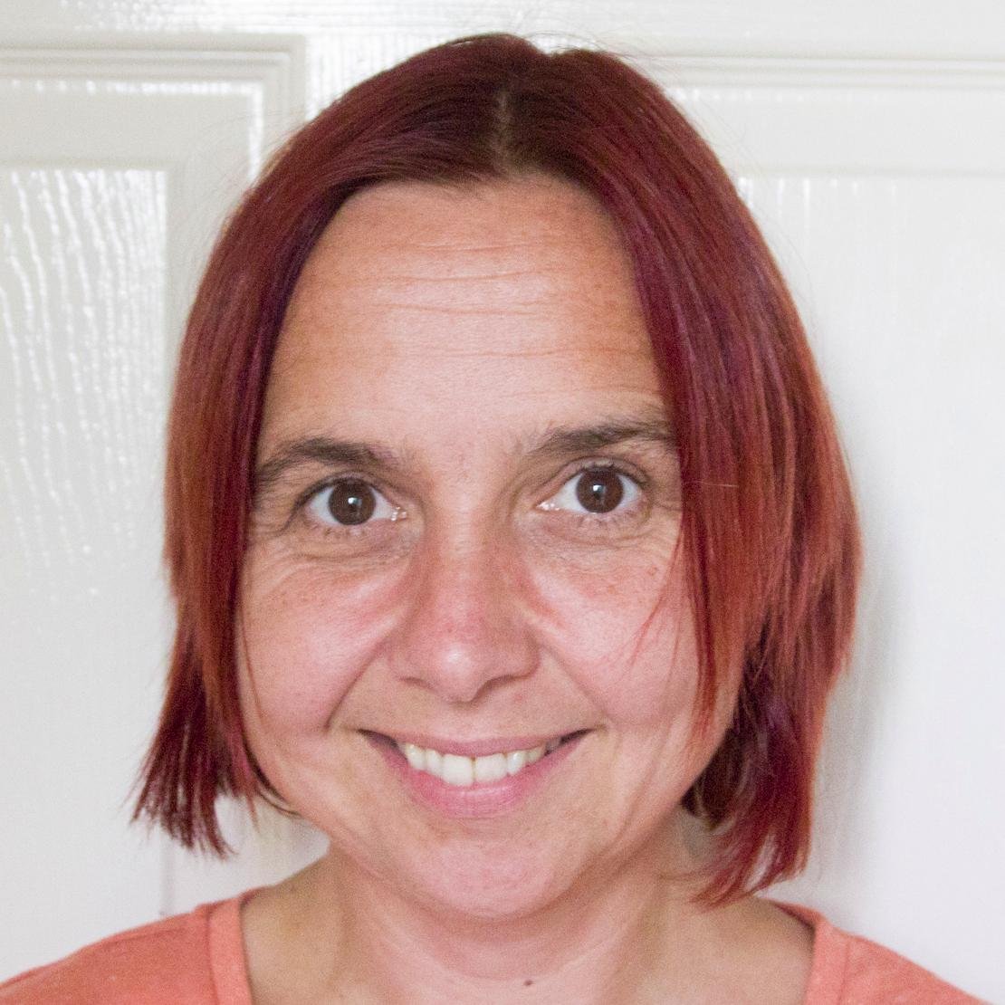 Ontogeny42's profile picture. Veterinary Research Scientist and Animal Welfare Specialist turned 6th Form Biology Teacher. Blending art and science on the side. Sharing what makes me tick.