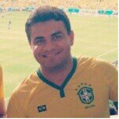 me segue, que sigo de volta!