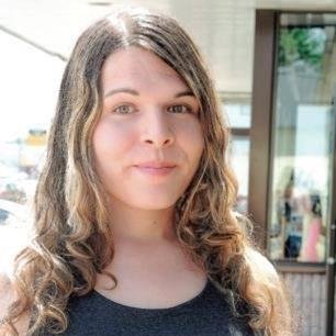 sophievlabelle's profile picture. Auteure, bédéiste et étudiante en éducation qui se passionne pour les questions relatives au genre et à l'oppression systémique. Féminisme intersectionnel.