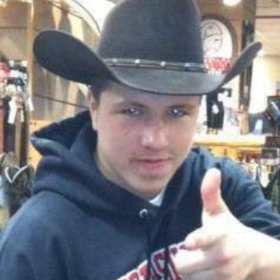 duluth_east's profile picture. Lake is a pussy. PBR is life. My truck is big but my dick is small.