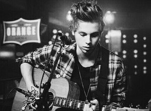 Justin bieber♥/5sos♥/ Paramore♥/