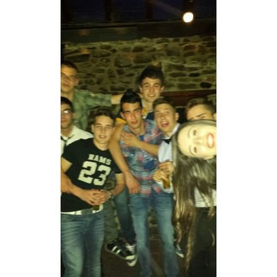 Davichamas_95's profile picture. vale la pena luchar, por lo qe vale la pena tener!!