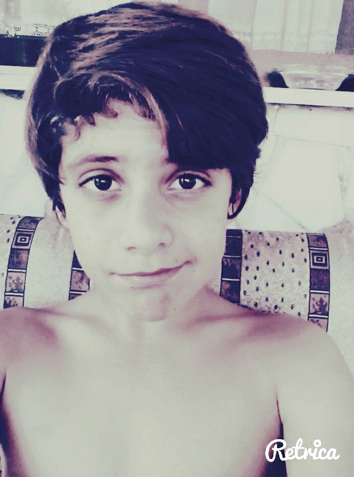 Futbolcu
Sol bek