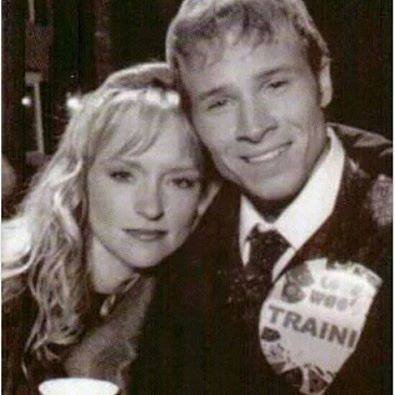 Support B-Rok , Leighanne & Bay Littrell since 2012! I love the Littrell's and I LITTRELLY can't live without Brian!!! Leighanne RP/followed on 10/16/13 :D ♥