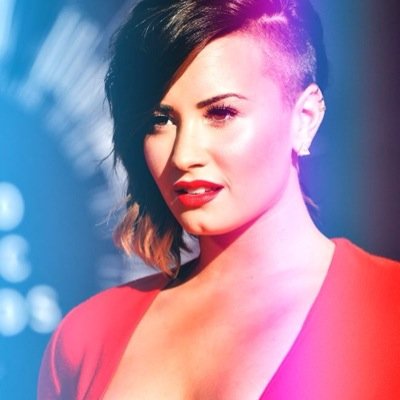 @ddlovato 2.3 minha mulher ❤
