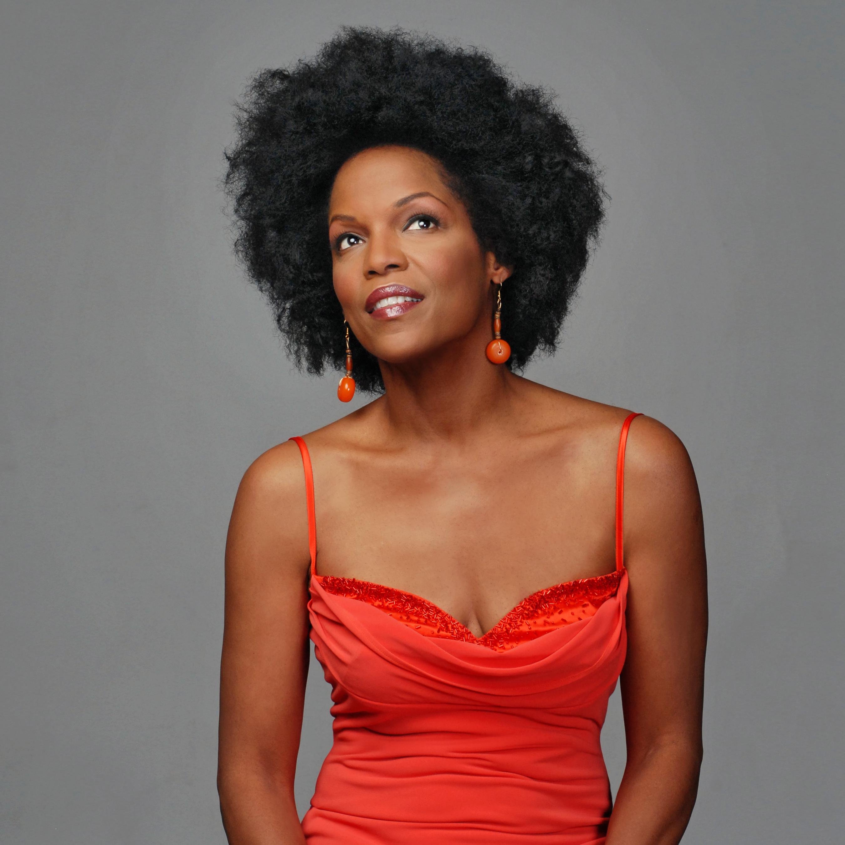 Official Twitter account for world-renowned jazz singer, six-time GRAMMY® Award-nominee and producer Nnenna Freelon. Welcome!