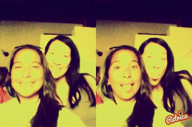 DIRECTIONER♡; Sigueme y te sigo♥.                      Amo a mis padres hermanos abuelas abuelos tias tios primas primos okya xD AMO A MI FAMILIA♥