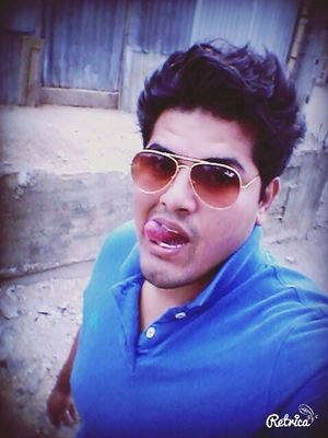 El Hombre Muertoo... Q Camina.. Entre ls vivos.... Pero aun asi poeta x excelencia..
