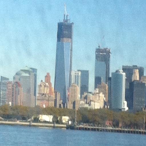 Follow us we will then send you the latest live music updates in the Big Apple!! http://t.co/LQC7uelrQ9